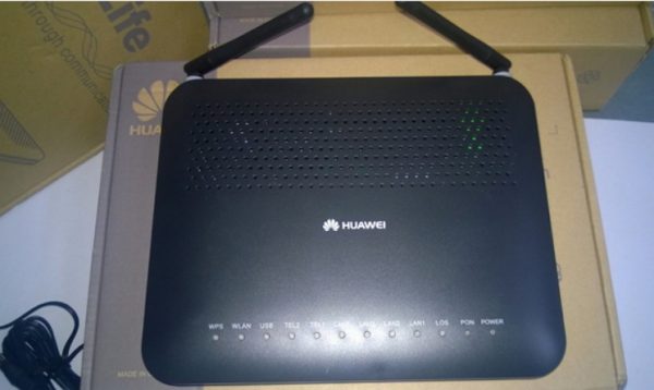 Внешний вид роутера Huawei HG8245